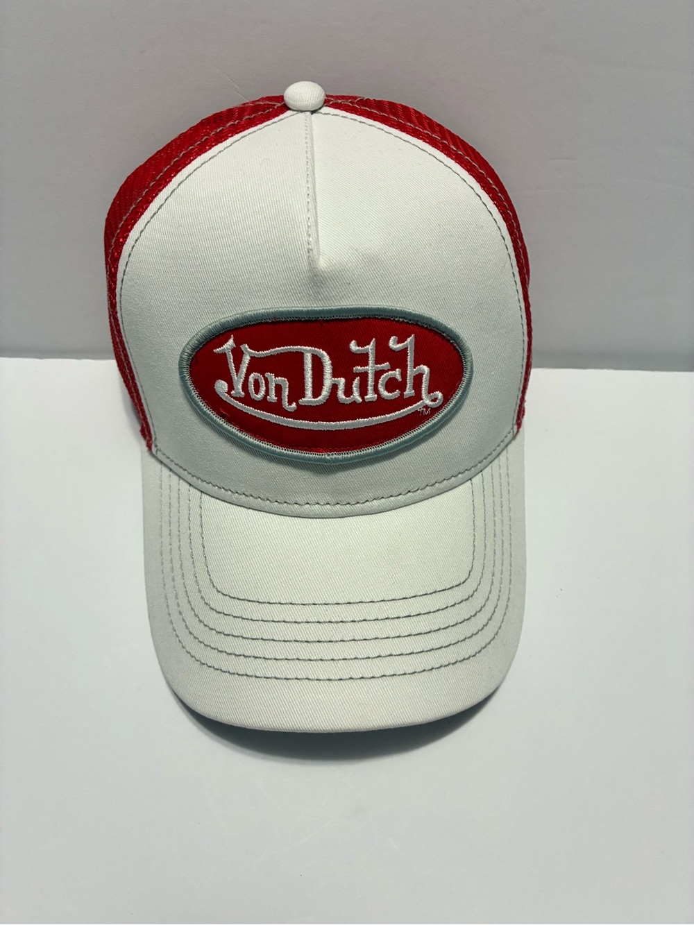 Von Dutch Trucker Hat White Red Mesh Snapback NEW with Tags
